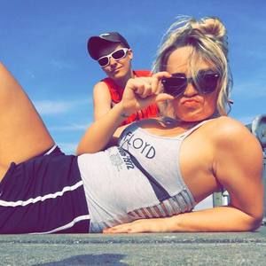 Meet your Posher, Karleebee